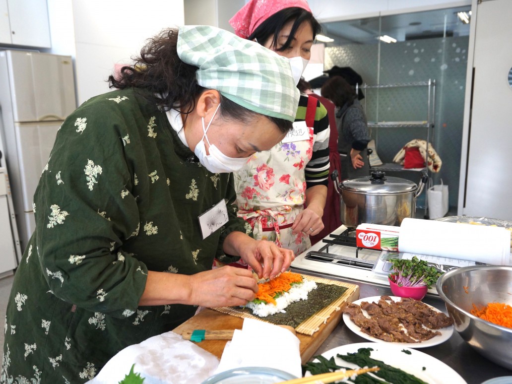 旭区で開催されたアジア各国料理体験教室